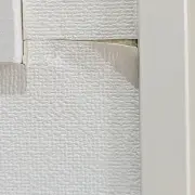 雨が降ると壁紙が浮くはがれる